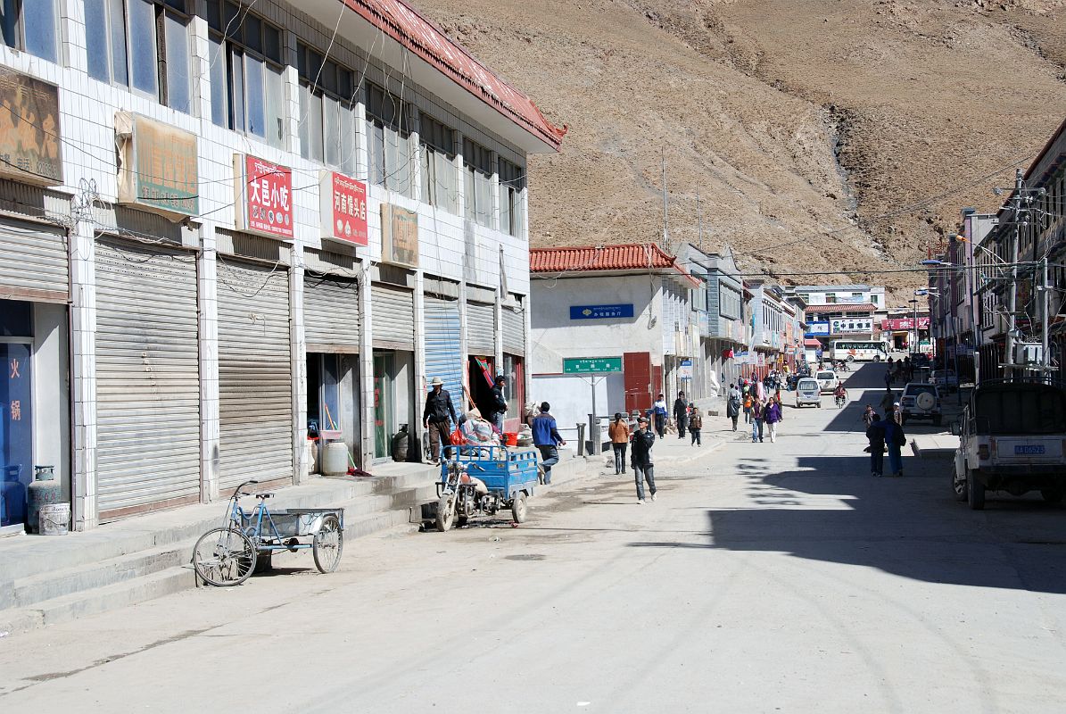 20 Saga Tibet Street Saga (4500m) has grown in recent years to service an important Chinese military garrison. There is Internet access and some good hotels. Here is a view of the main street.